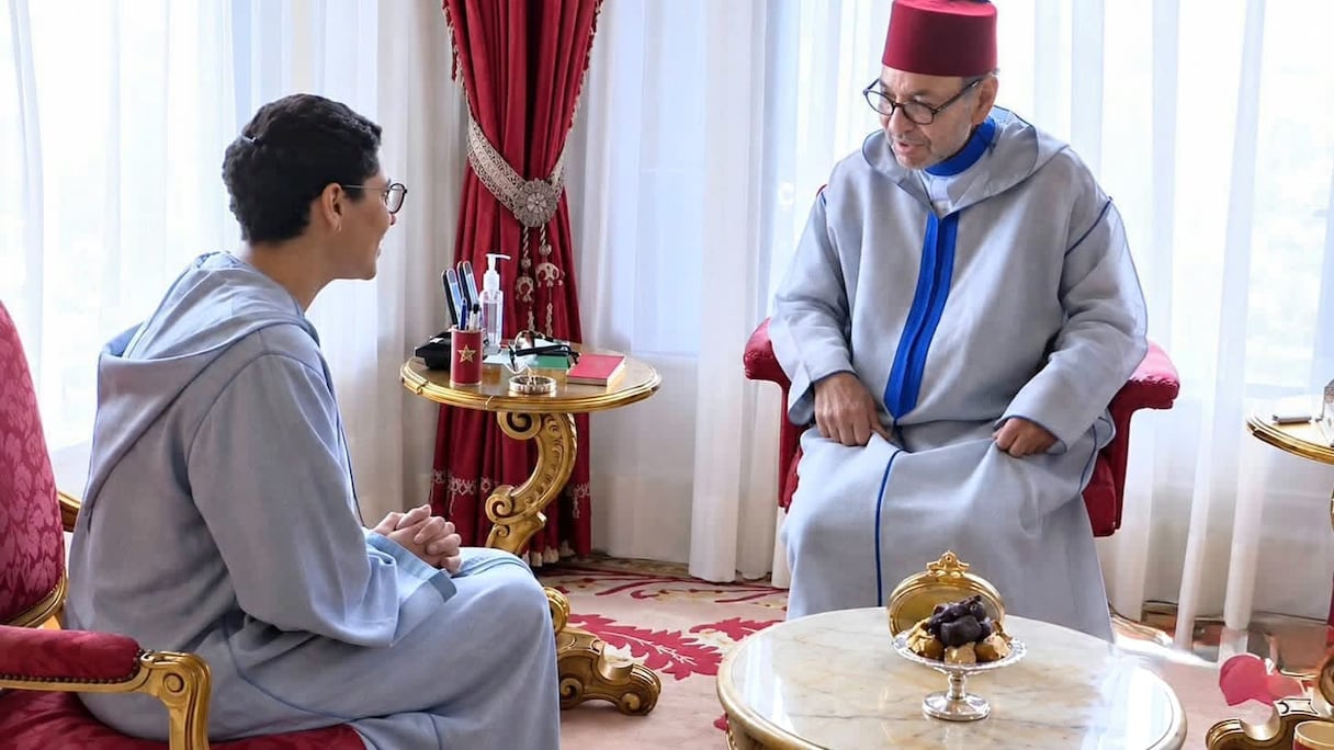 Le roi Mohammed VI a reçu, mardi 29 septembre 2026 au Palais royal à Rabat, Fatima Ezzahra El Mansouri, coordinatrice de la direction collégiale du Parti authenticité et modernité, que le Souverain a nommée Cheffe du gouvernement.